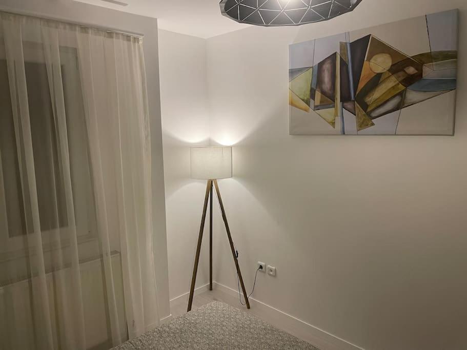 Sunny Prishtina Apartment Pristina Buitenkant foto